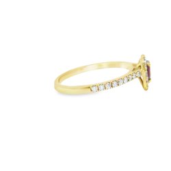 18ct Yellow Gold Pear Shaped Ruby and Diamond Ring Size K