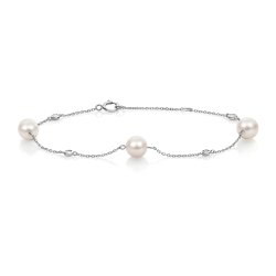Diamond & Akoya Pearl Bracelet In 18ct White Gold 