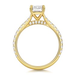 Lab Grown Certified Emerald Cut Solitaire Dia Set Shoulders In 18ct Gold 