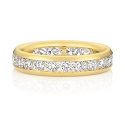 Lab Grown Diamond Set Wedding Ring In 18ct Gold 