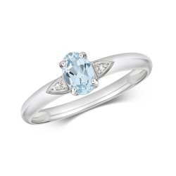Diamond & Aquamarine Ring In 9ct White Gold 