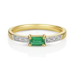 Diamond & Emerald Ring In 9ct Gold 
