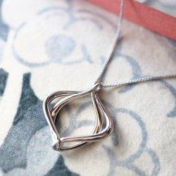 Kit Heath Alicia Grande Slider Necklace 28