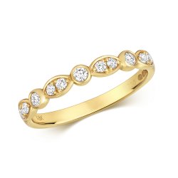 Diamond Ring In 18ct Gold 