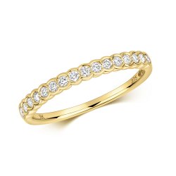 Diamond Ring In 18ct Yellow Gold 