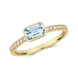 Diamond & Aquamarine Ring In 9ct Gold 