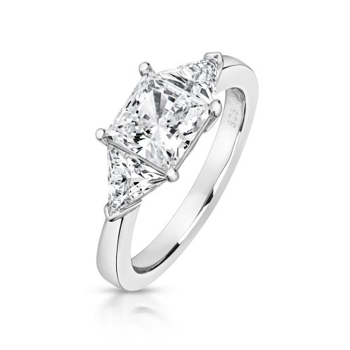 Princess Cut Centre Stone Claw Set With Triagular Sides Trilogy Ring LRG0018